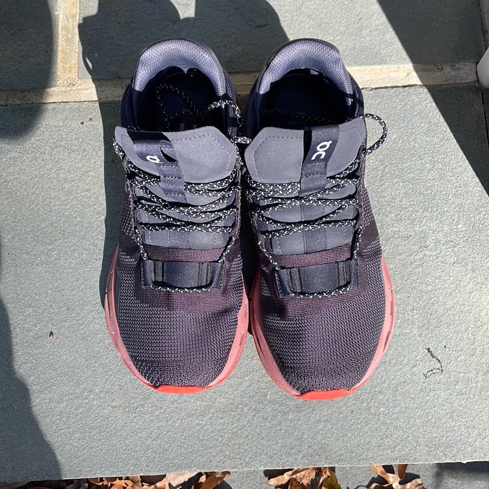 On cloud nova sneaker